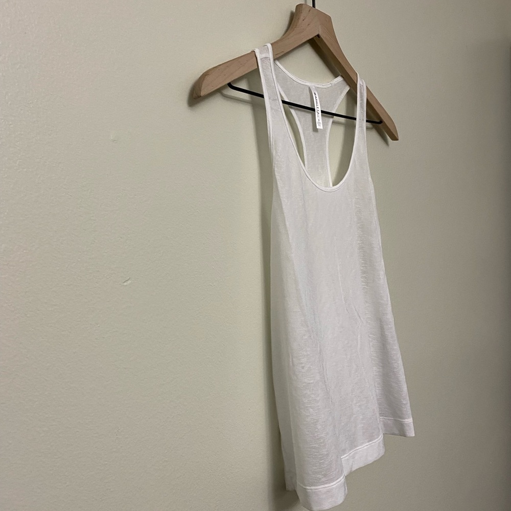 Athleta Vapor Scoop Tank - Picture 5 of 9